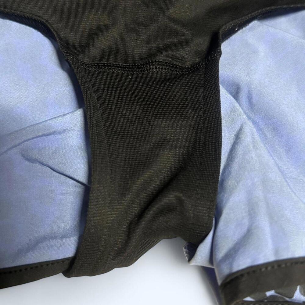 Lululemon Run Time size 6 shorts. “Ace Spot Lullaby Black” - 4" - Picture 4 of 4